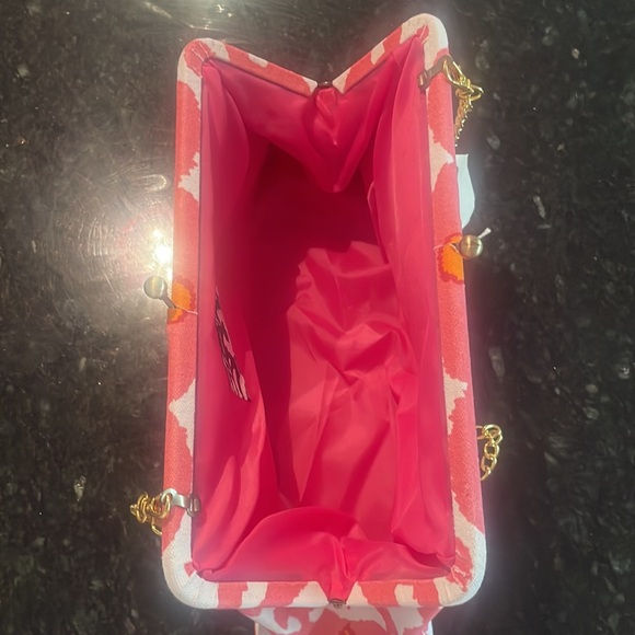 DANA GIBSON PINK IKAT CLUTCH - Picture 5 of 5
